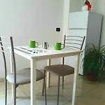 ベッド・アンド・ブレックファスト Breakfast In ナポリ